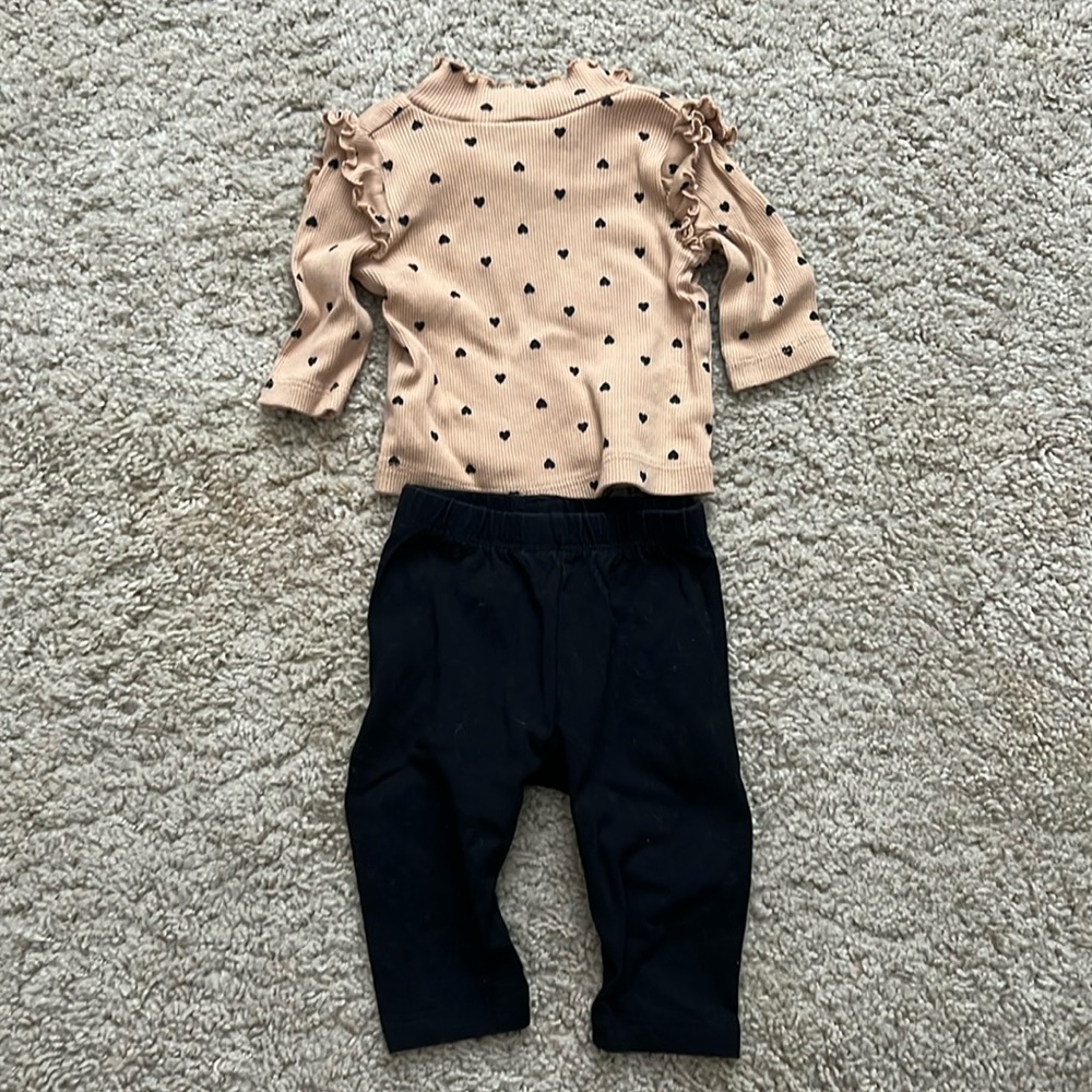Gap baby girls outfit